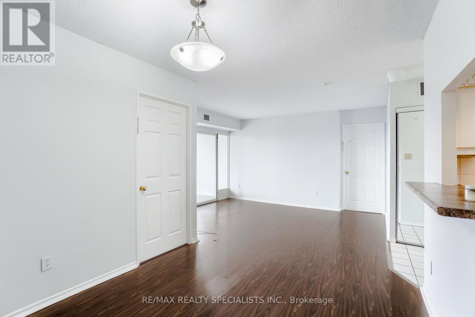 1808 - 265 Enfield Place, Mississauga, Ontario  L5B 3Y6 - Photo 14 - W13148074