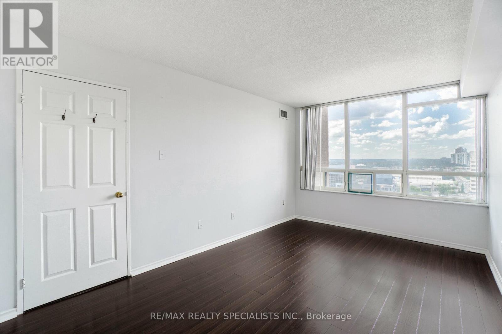 1808 - 265 Enfield Place, Mississauga, Ontario  L5B 3Y6 - Photo 18 - W13148074