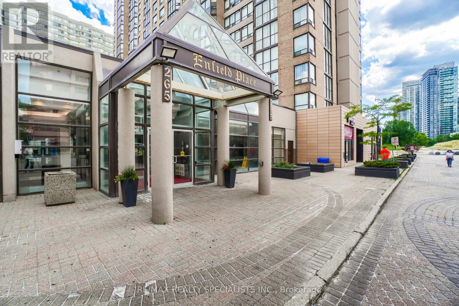 1808 - 265 Enfield Place, Mississauga, Ontario  L5B 3Y6 - Photo 2 - W13148074