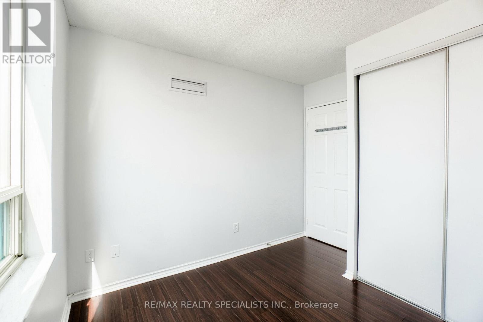 1808 - 265 Enfield Place, Mississauga, Ontario  L5B 3Y6 - Photo 25 - W13148074
