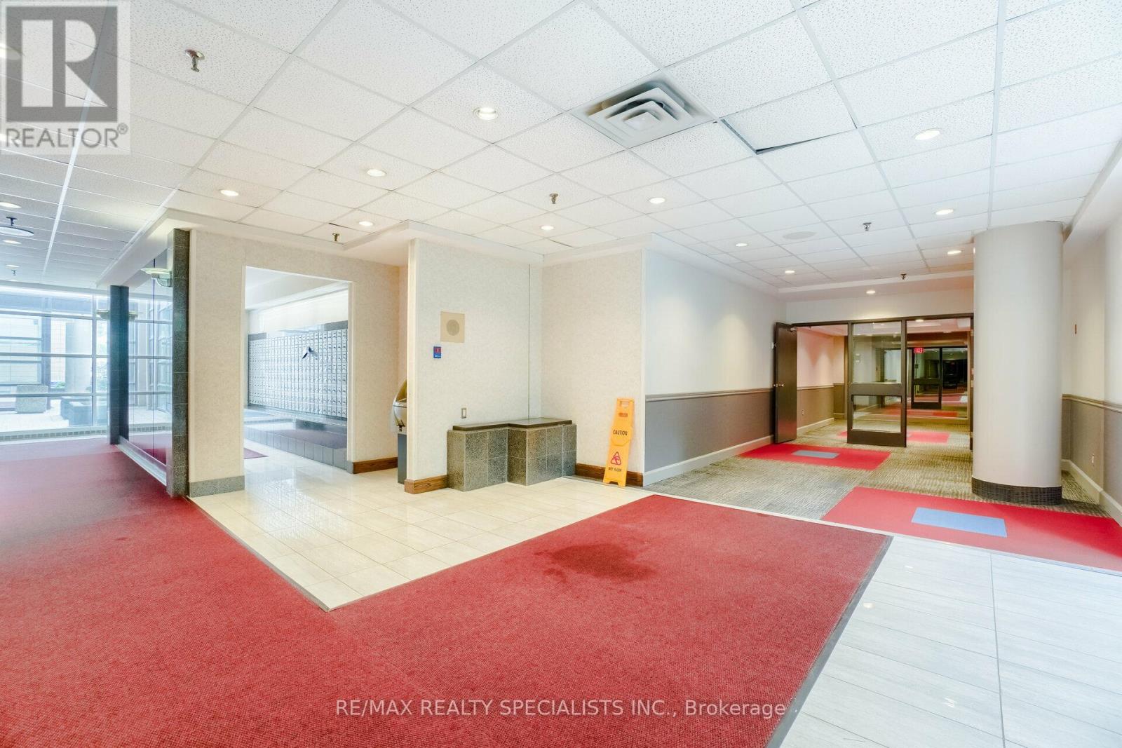 1808 - 265 Enfield Place, Mississauga, Ontario  L5B 3Y6 - Photo 4 - W13148074