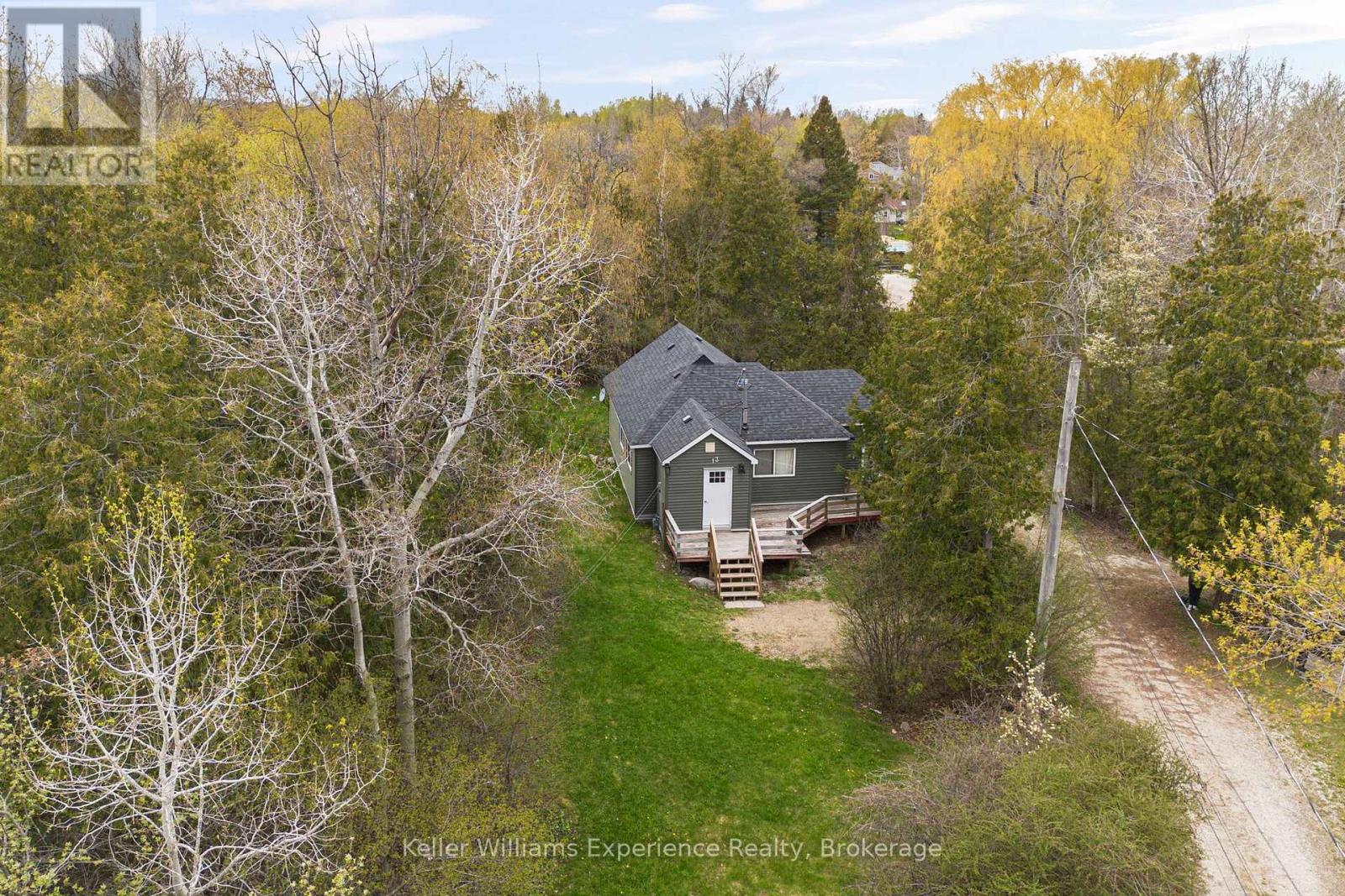 13 Arthur Street, Collingwood, Ontario  L9Y 3Z1 - Photo 2 - S12849218