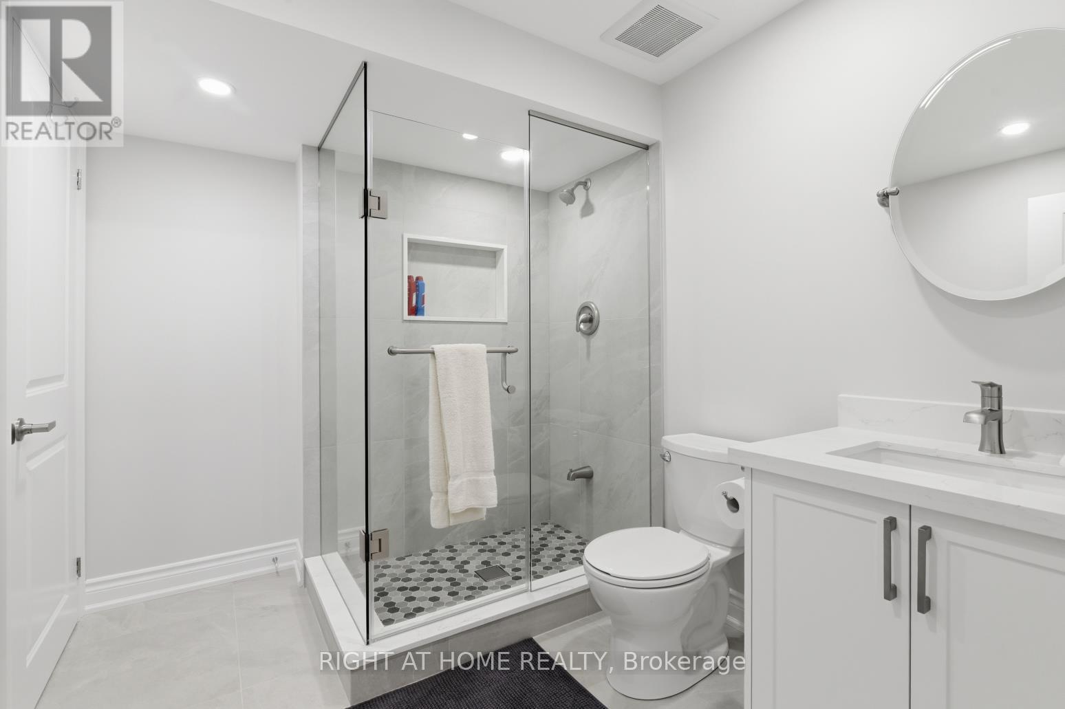 20 Tilley Drive, Toronto, Ontario  M1C 2G2 - Photo 26 - E13126044