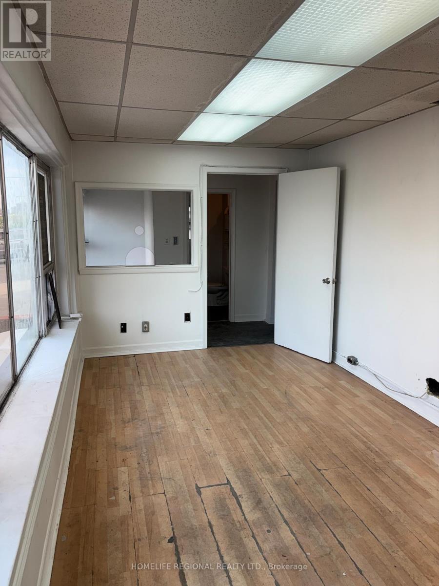 103 - 642 Rogers Road, Toronto, Ontario  M6M 1C2 - Photo 10 - W13124348