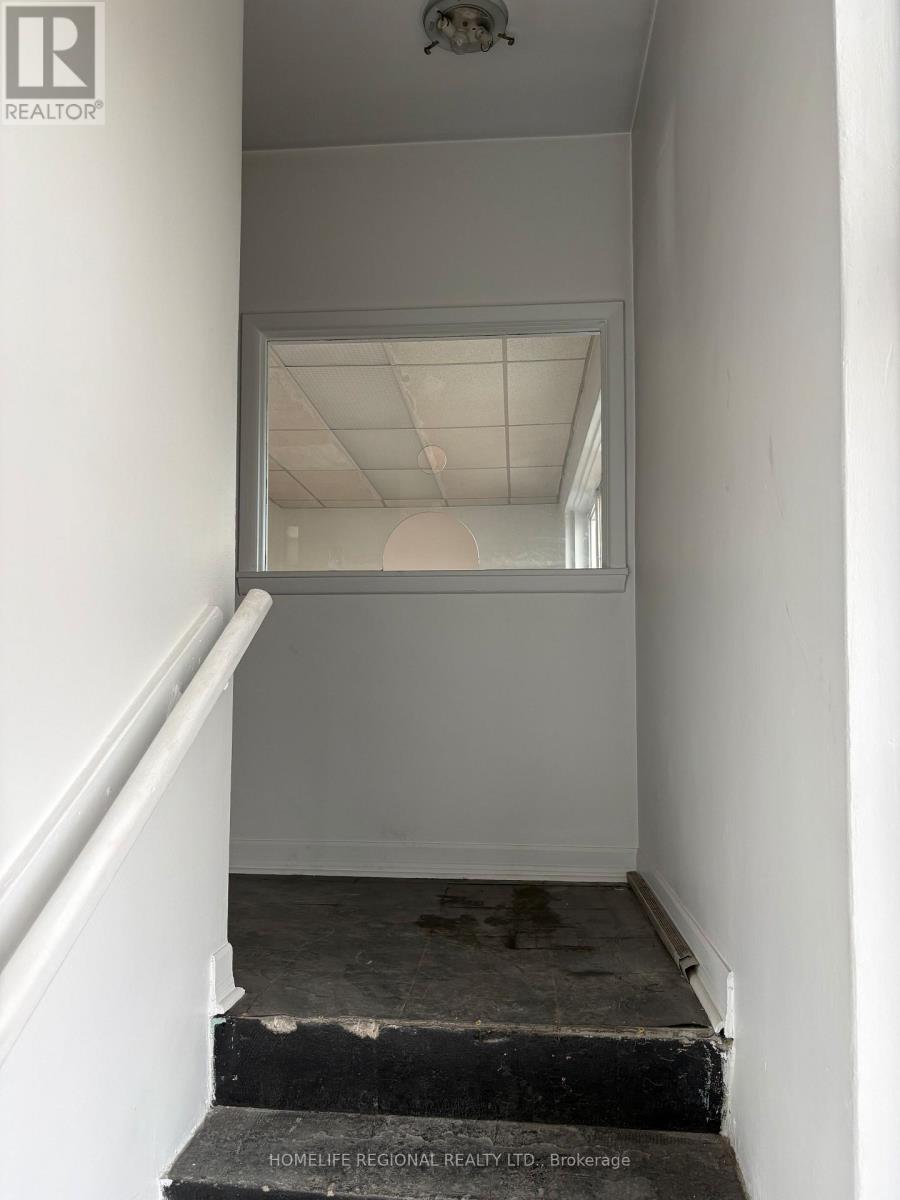 103 - 642 Rogers Road, Toronto, Ontario  M6M 1C2 - Photo 9 - W13124348