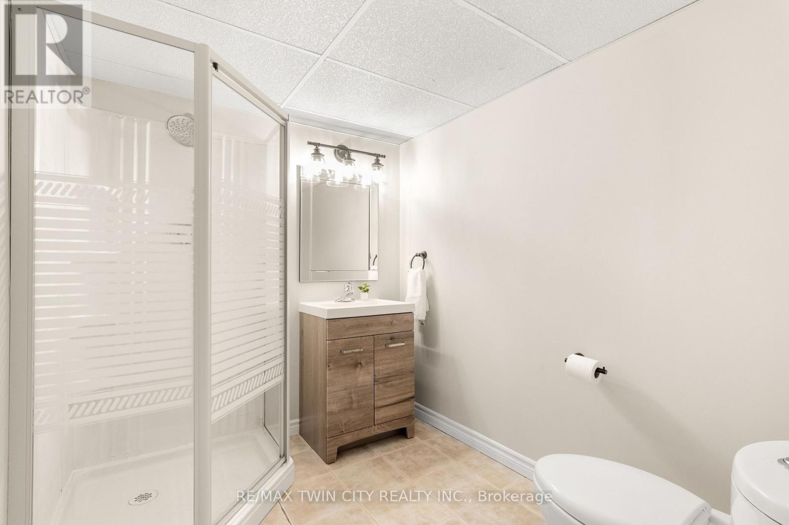 314 Old Chicopee Trail, Kitchener, Ontario  N2A 4C8 - Photo 33 - X13147942