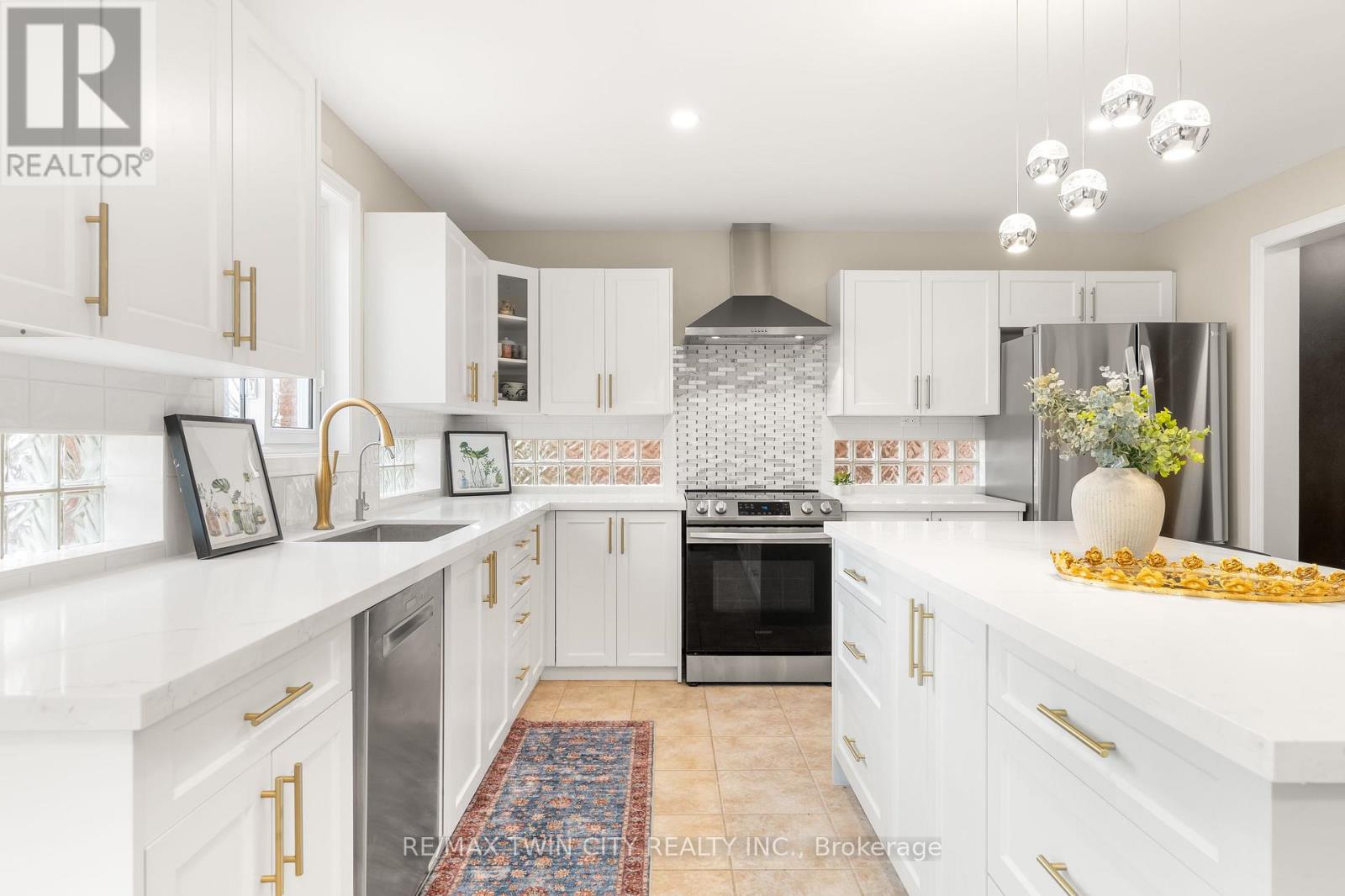 314 Old Chicopee Trail, Kitchener, Ontario  N2A 4C8 - Photo 9 - X13147942