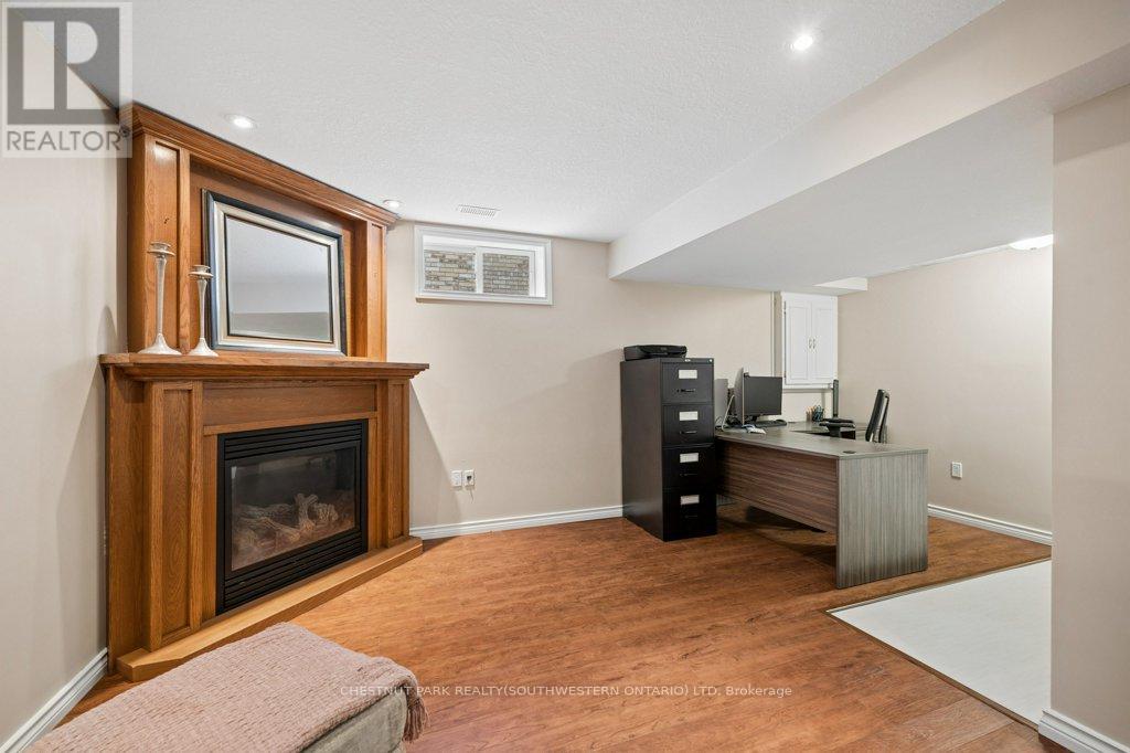 76 Stiefelmeyer Crescent, Wilmot, Ontario  N3A 2L2 - Photo 33 - X13148098