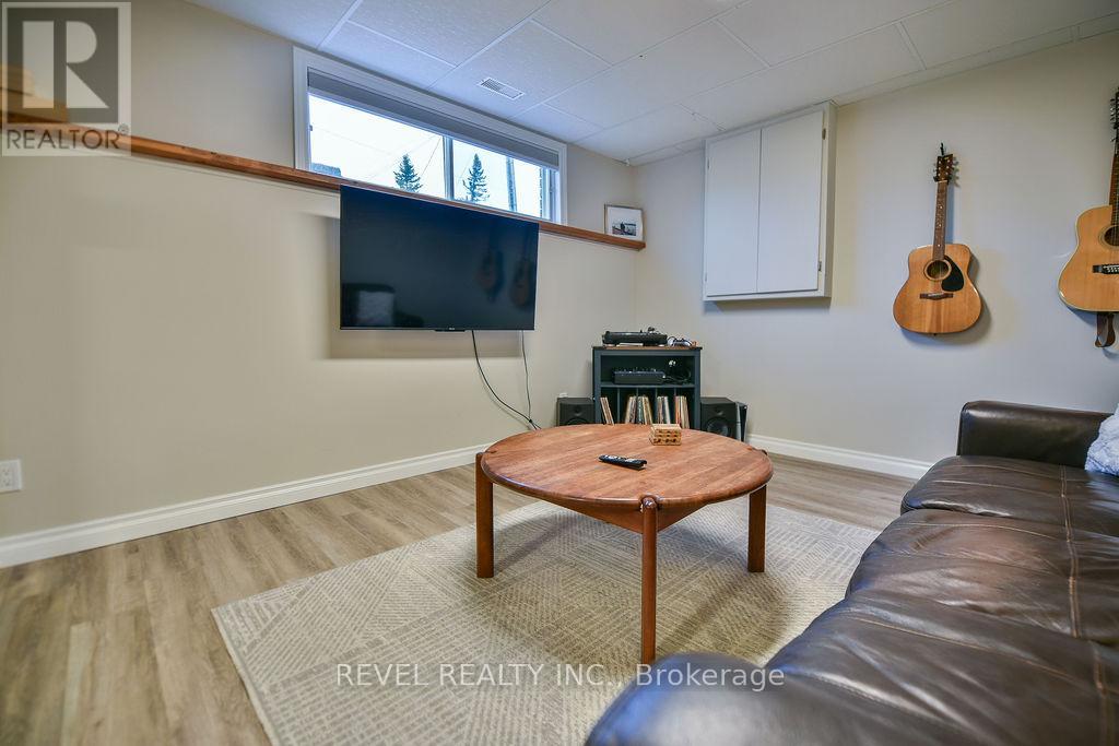 209 Sutherland Street, Timmins, Ontario  P0N 1C0 - Photo 36 - T13148274