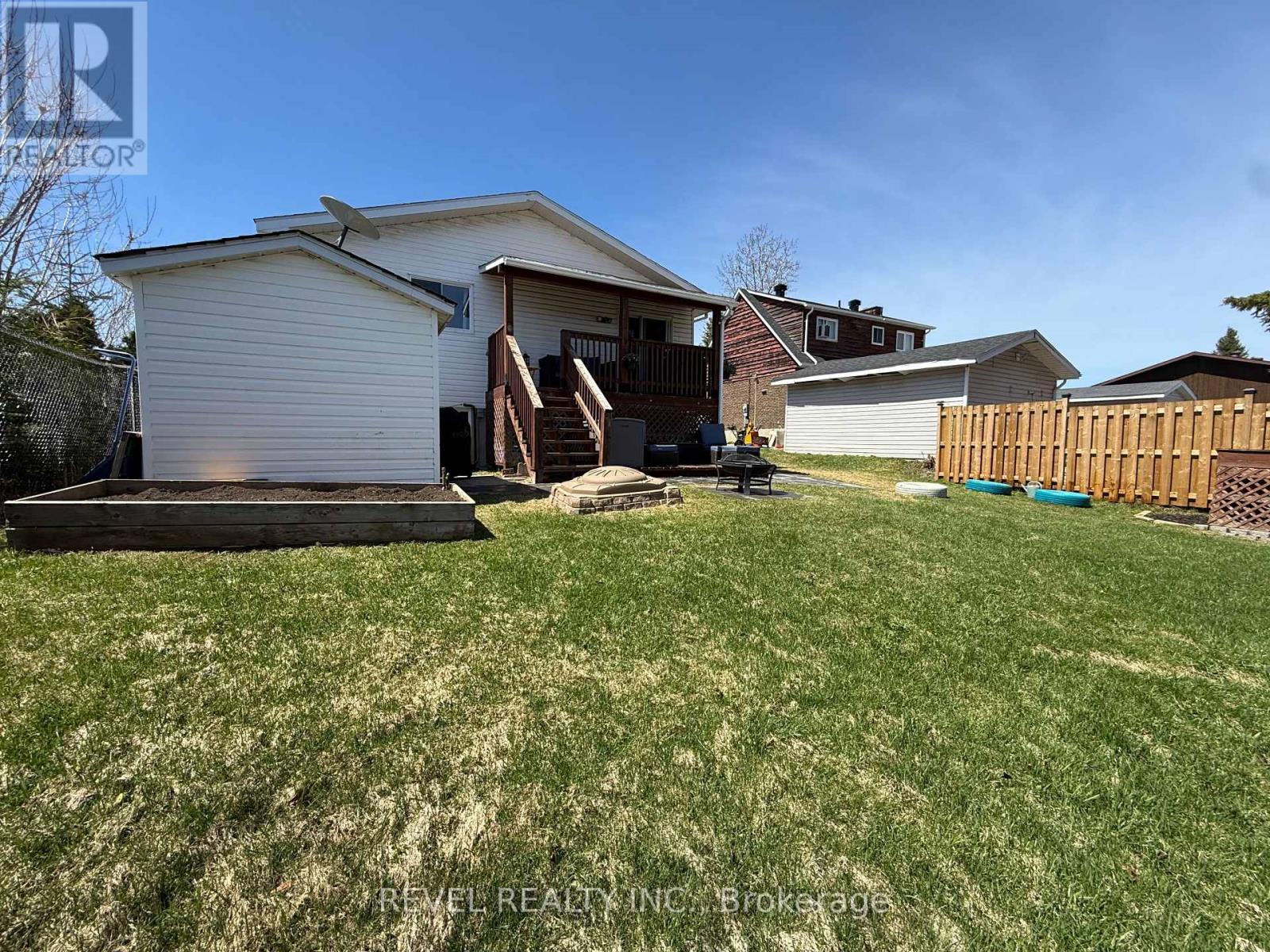 209 Sutherland Street, Timmins, Ontario  P0N 1C0 - Photo 44 - T13148274