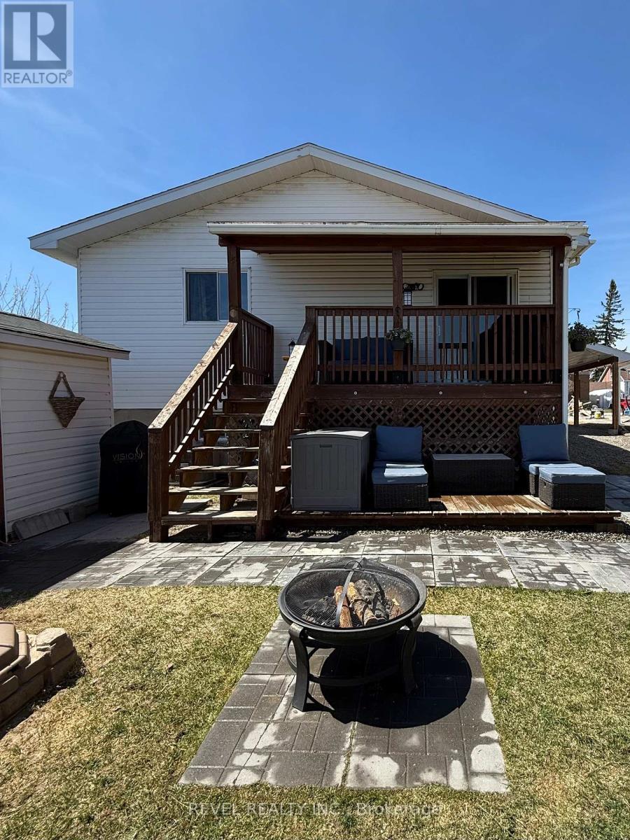 209 Sutherland Street, Timmins, Ontario  P0N 1C0 - Photo 45 - T13148274