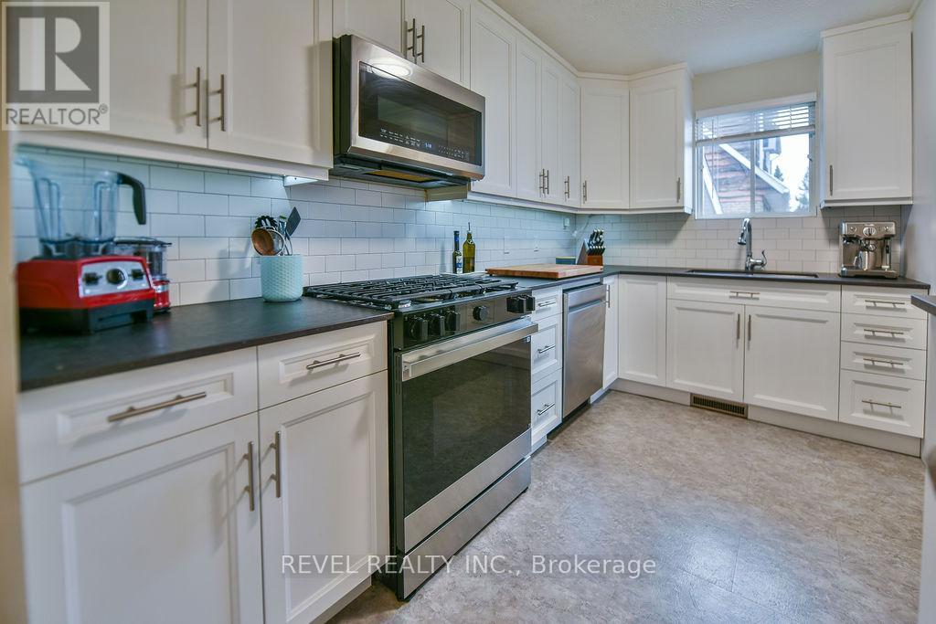 209 Sutherland Street, Timmins, Ontario  P0N 1C0 - Photo 6 - T13148274