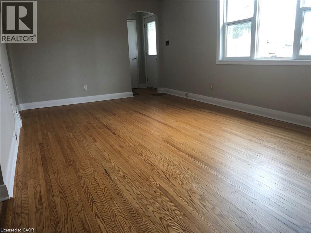 163 Ottawa Street N, Kitchener, Ontario  N2H 3K7 - Photo 3 - 40829446