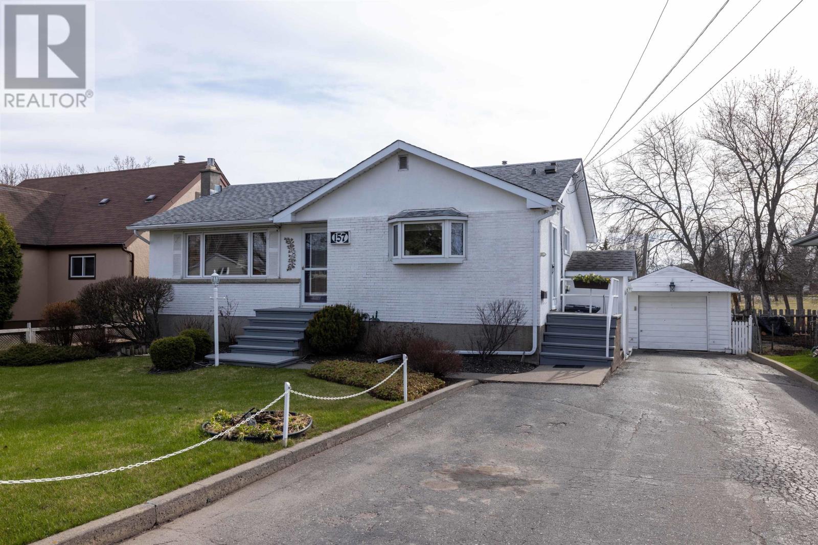 157 Windsor St, Thunder Bay, Ontario  P7B 1V2 - Photo 1 - TB2601104