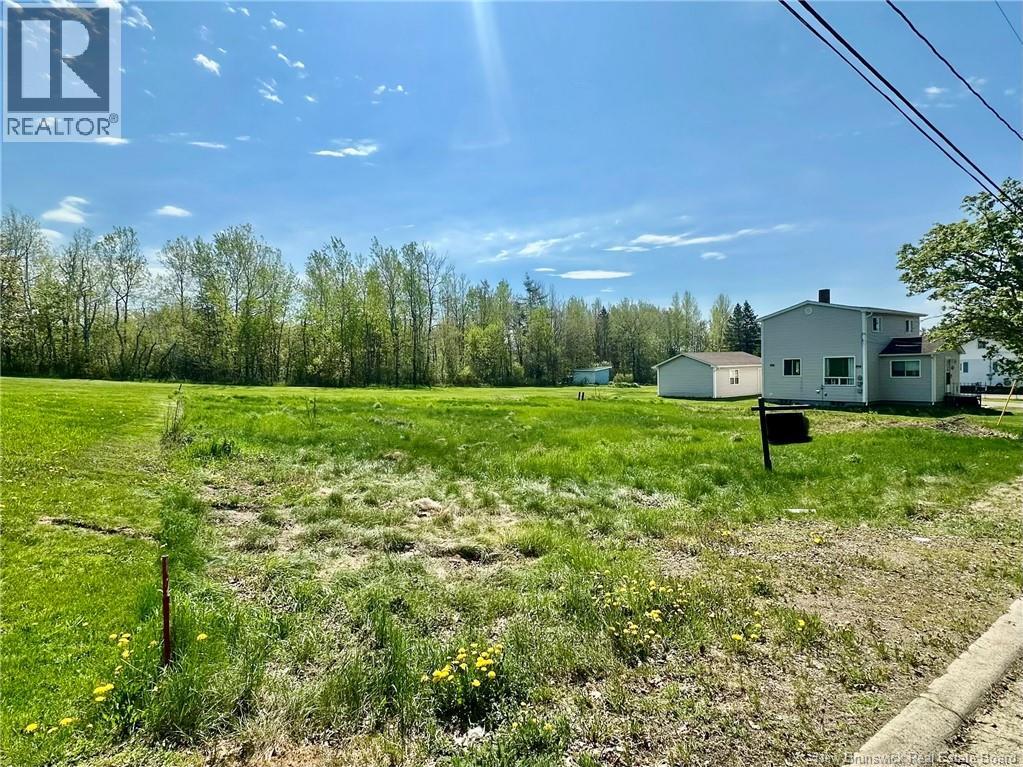58 Gorveatte Street, Dieppe, New Brunswick  E1A 2E4 - Photo 5 - NB133307