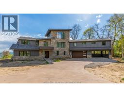 965 BRIARWOOD CRESCENT, Kingsville, Ontario