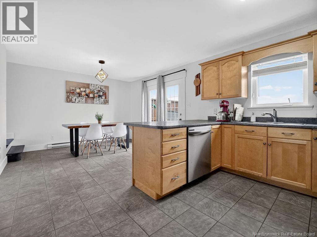94 Hampton Street, Moncton, New Brunswick  E1G 5H1 - Photo 27 - NB139781