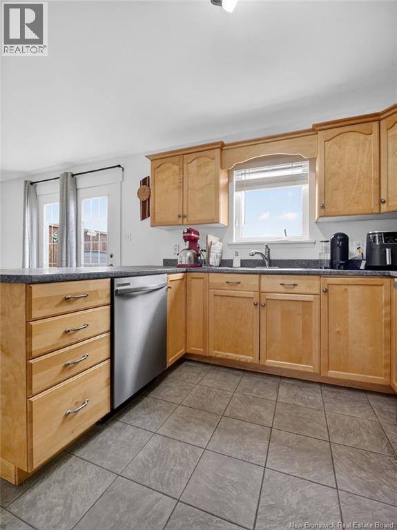 94 Hampton Street, Moncton, New Brunswick  E1G 5H1 - Photo 29 - NB139781