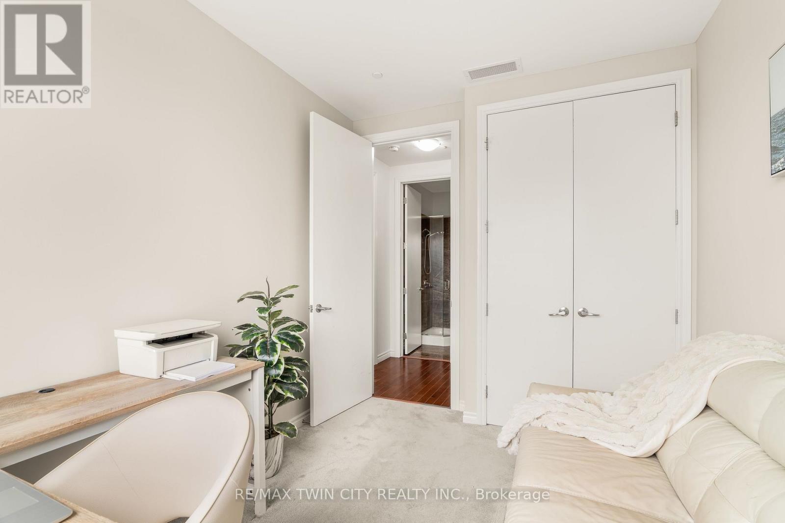 405 - 223 Erb Street W, Waterloo, Ontario  N2L 0B3 - Photo 22 - X13147752