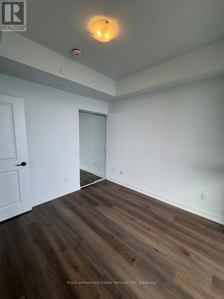 2105 - 2075 Lakeshore Road, Burlington, Ontario  L7R 0H3 - Photo 10 - W13148346