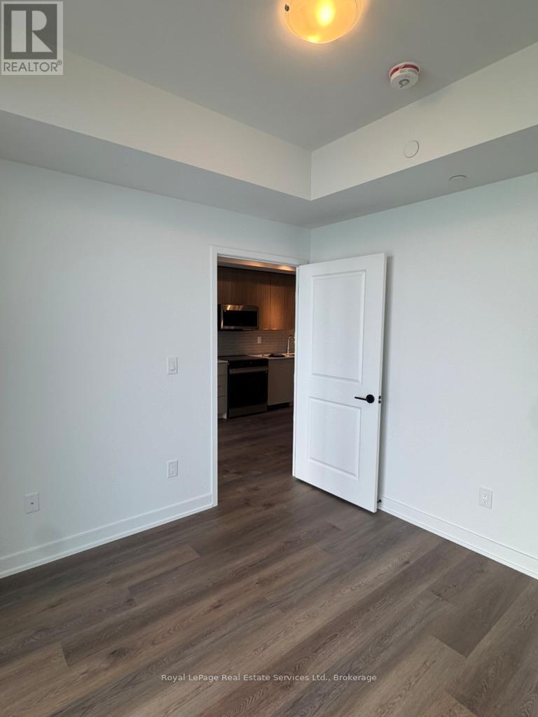 2105 - 2075 Lakeshore Road, Burlington, Ontario  L7R 0H3 - Photo 9 - W13148346