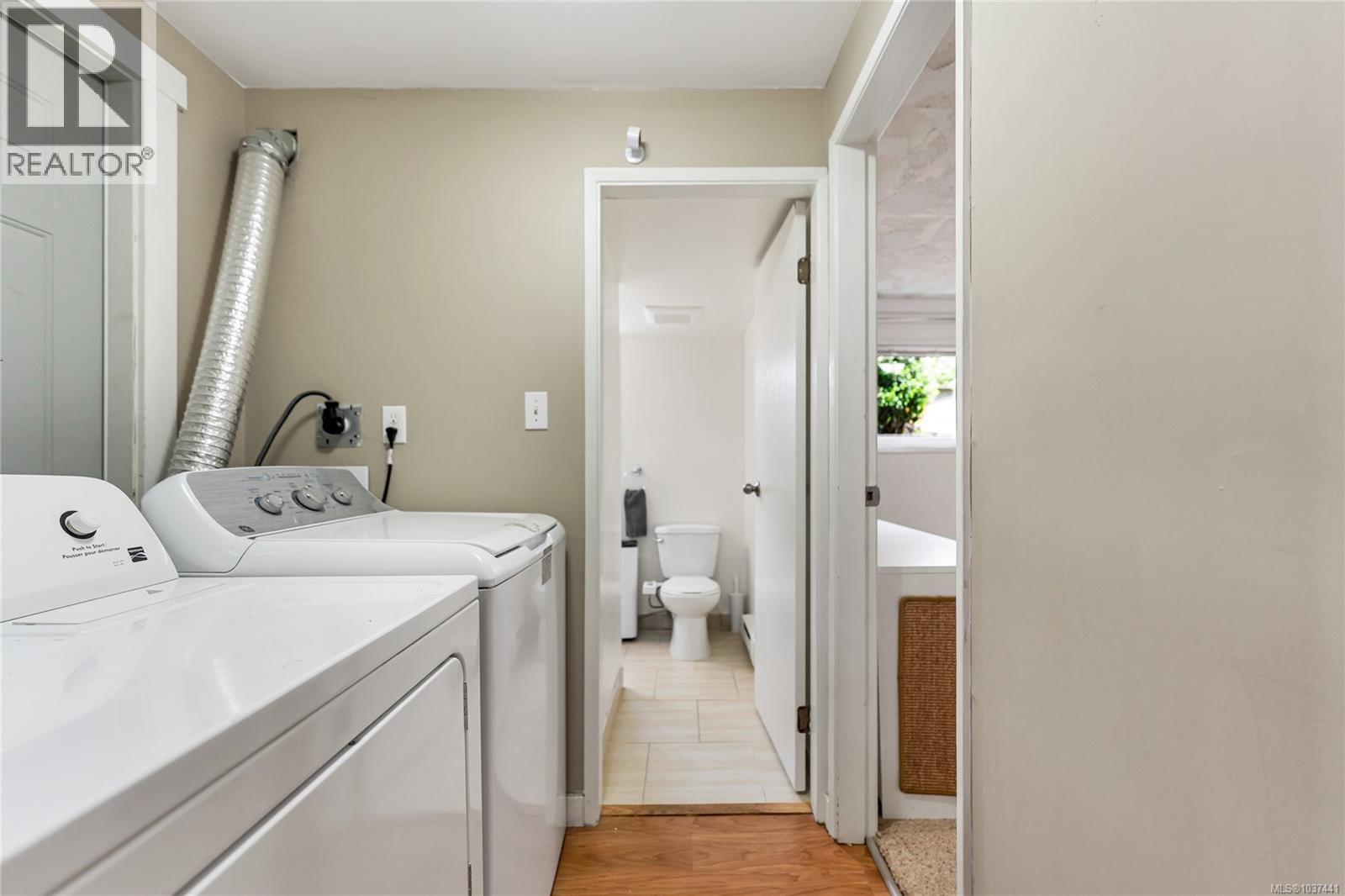 955 Sluggett Rd, Central Saanich, British Columbia  V8M 1E4 - Photo 46 - 1037441