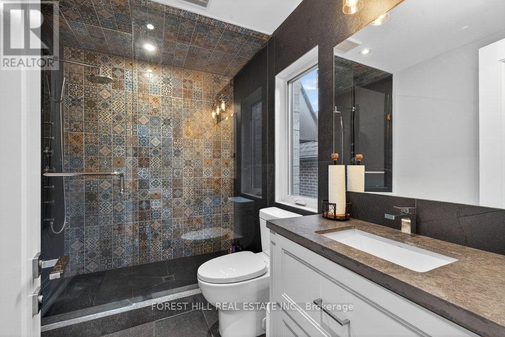 215 Elmhurst Avenue, Toronto, Ontario  M2N 1S2 - Photo 32 - C13147340