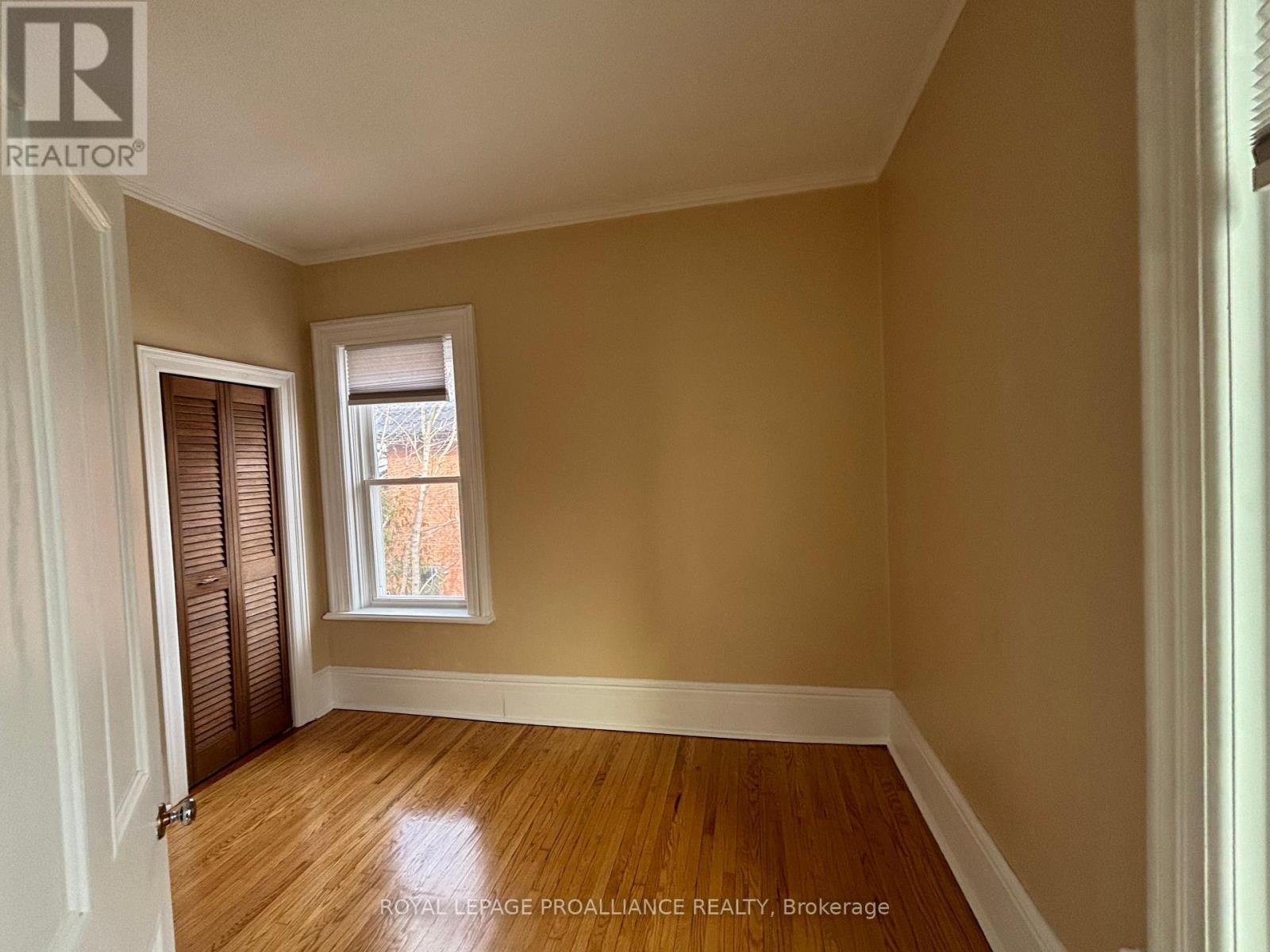 36 Sussex Street N, Kawartha Lakes, Ontario  K9V 3N7 - Photo 24 - X12850542