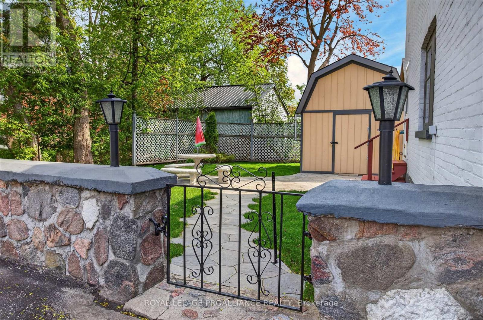 36 Sussex Street N, Kawartha Lakes, Ontario  K9V 3N7 - Photo 32 - X12850542