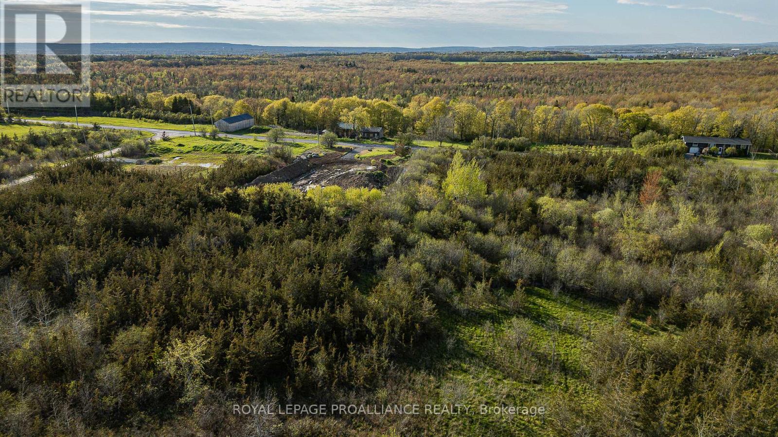 2461 Victoria Road, Prince Edward County, Ontario  K0K 1L0 - Photo 18 - X12983032