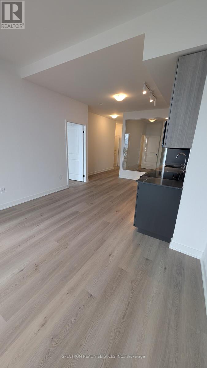 407 - 2075 Lakeshore Road, Burlington, Ontario  L7R 1E2 - Photo 8 - W13145928