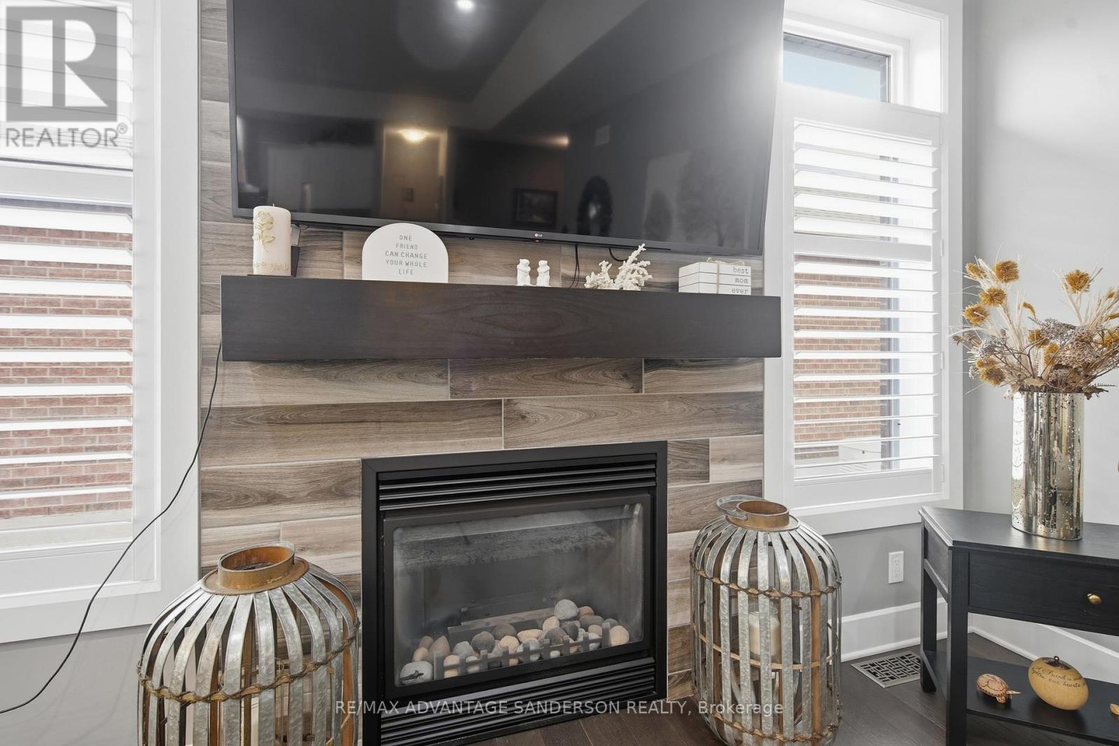 23 Mayapple Crescent, Middlesex Centre, Ontario  N0M 2A0 - Photo 22 - X12997282