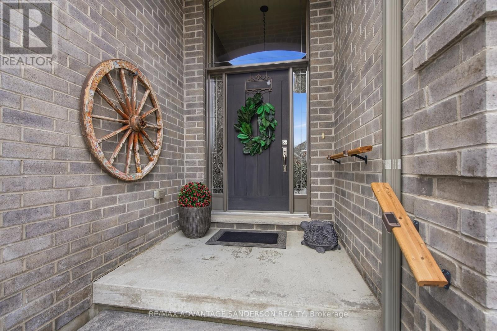 23 Mayapple Crescent, Middlesex Centre, Ontario  N0M 2A0 - Photo 9 - X12997282