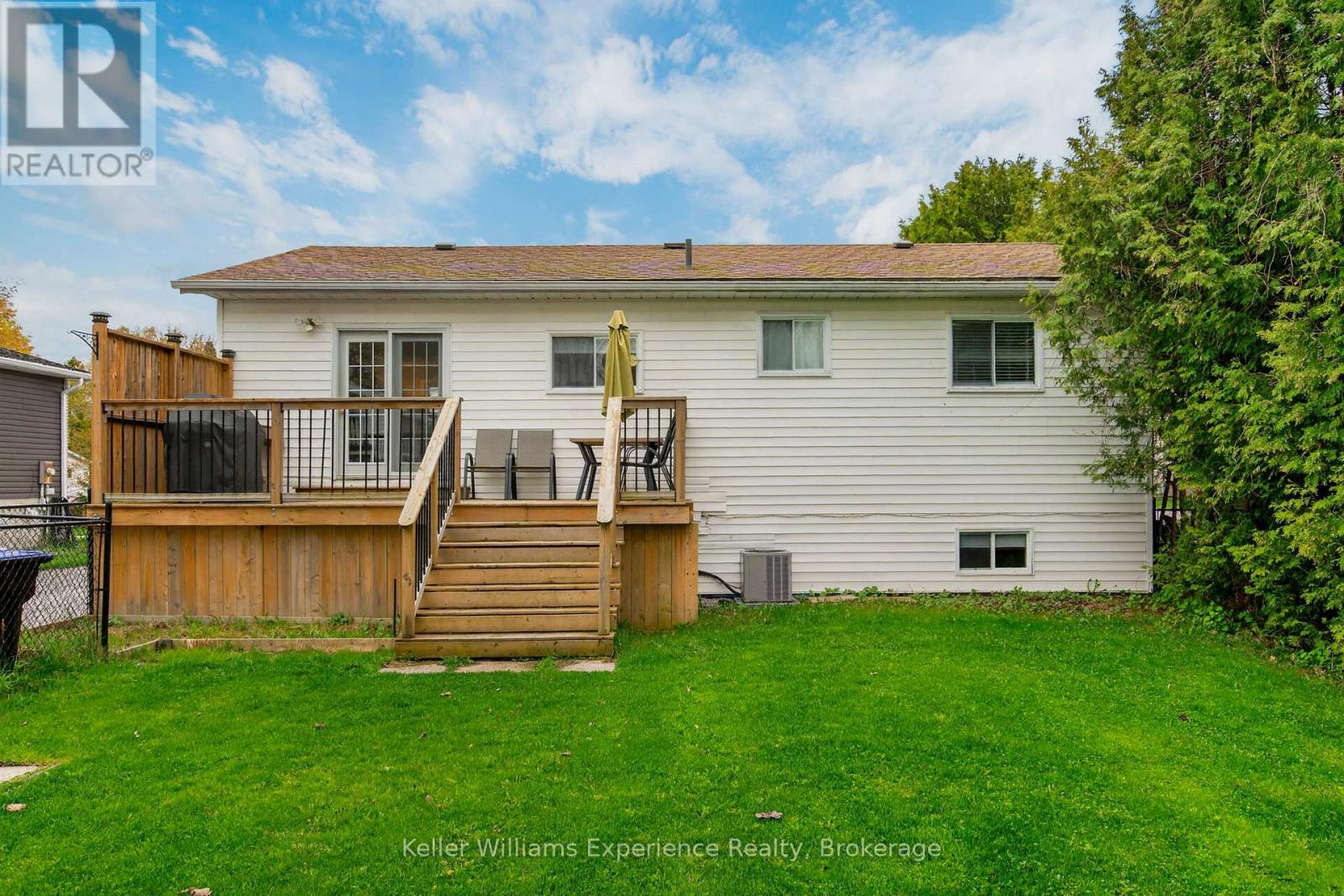 72 Bay Street, Tay (Victoria Harbour), Ontario  L0K 2A0 - Photo 24 - S13148320