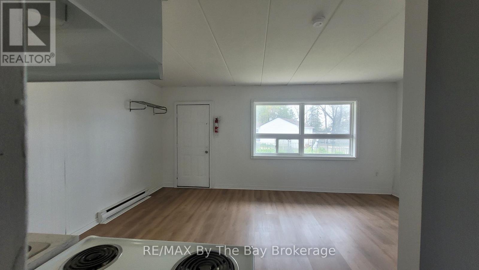 A06 - 280 River Road E, Wasaga Beach, Ontario  L9Z 2L7 - Photo 14 - S13148454