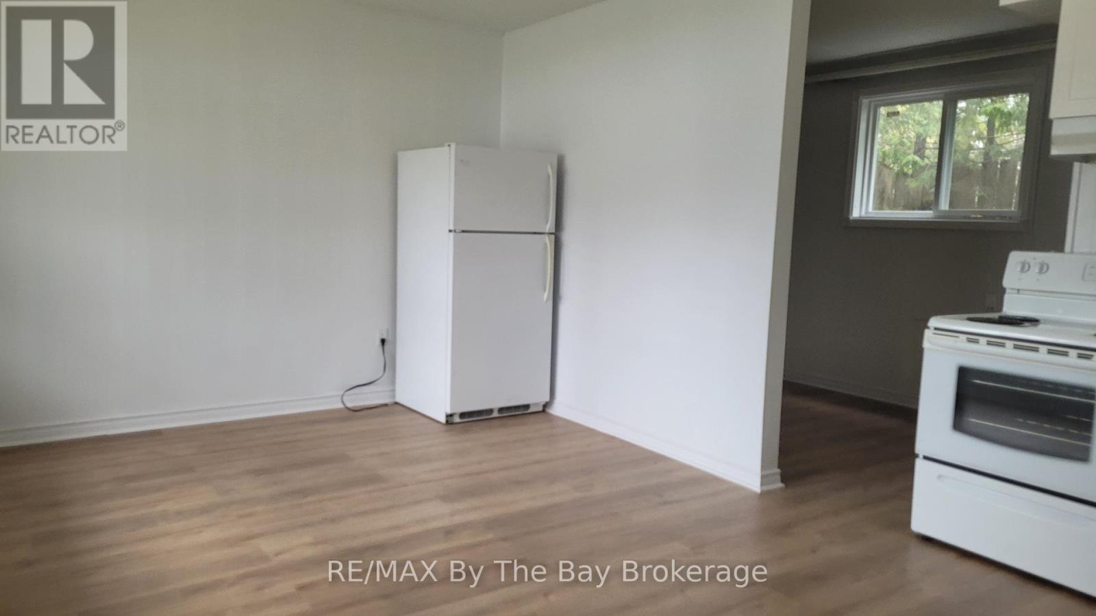 A06 - 280 River Road E, Wasaga Beach, Ontario  L9Z 2L7 - Photo 6 - S13148454