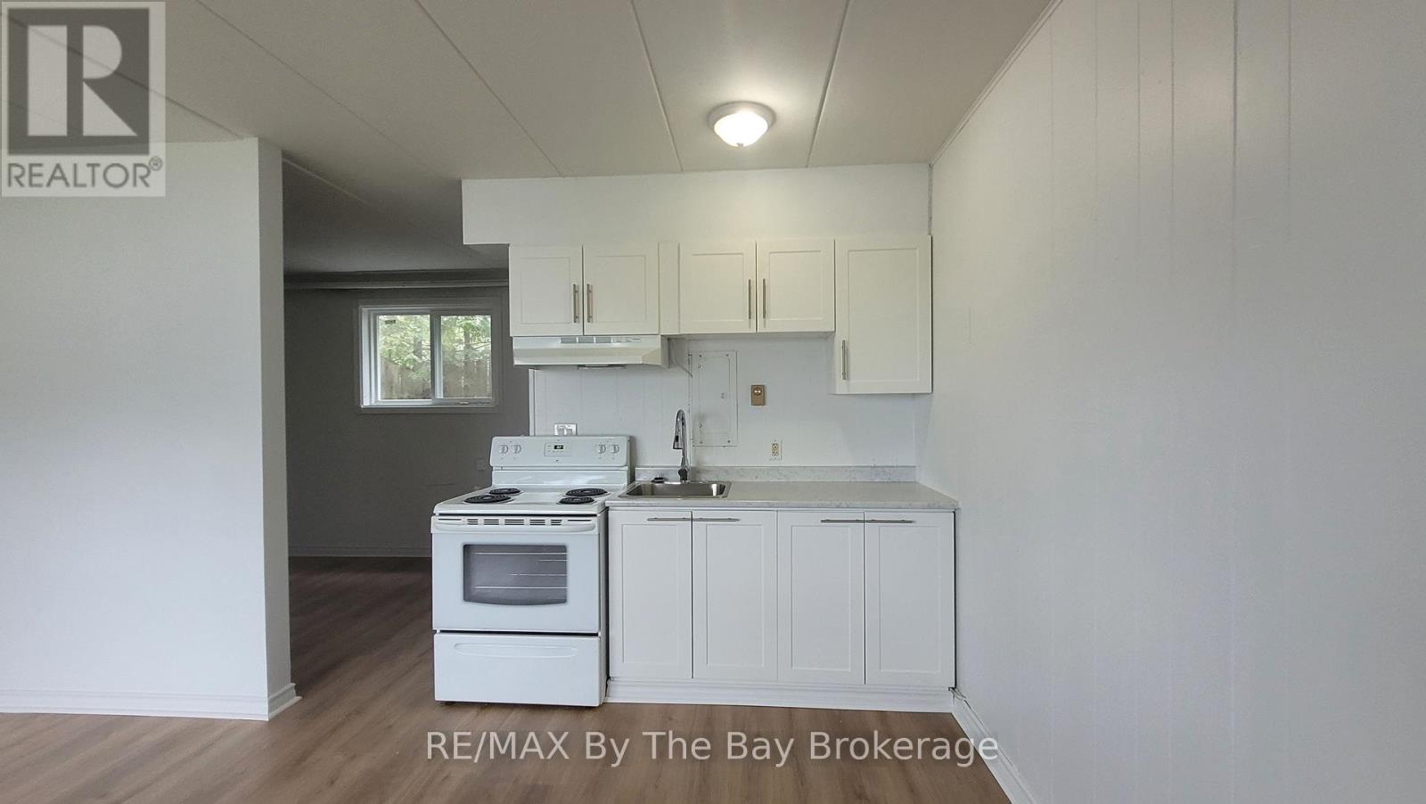 A06 - 280 River Road E, Wasaga Beach, Ontario  L9Z 2L7 - Photo 9 - S13148454