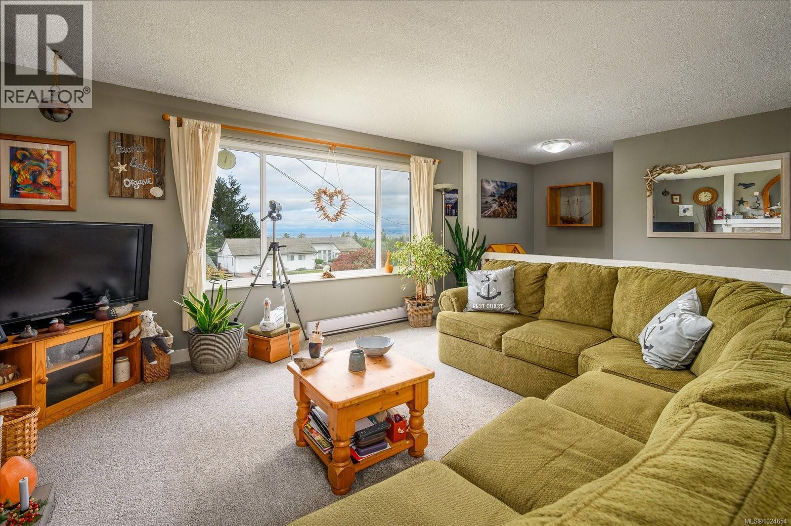 6891 Harwood Dr, Lantzville, British Columbia  V0R 2H0 - Photo 4 - 1024654
