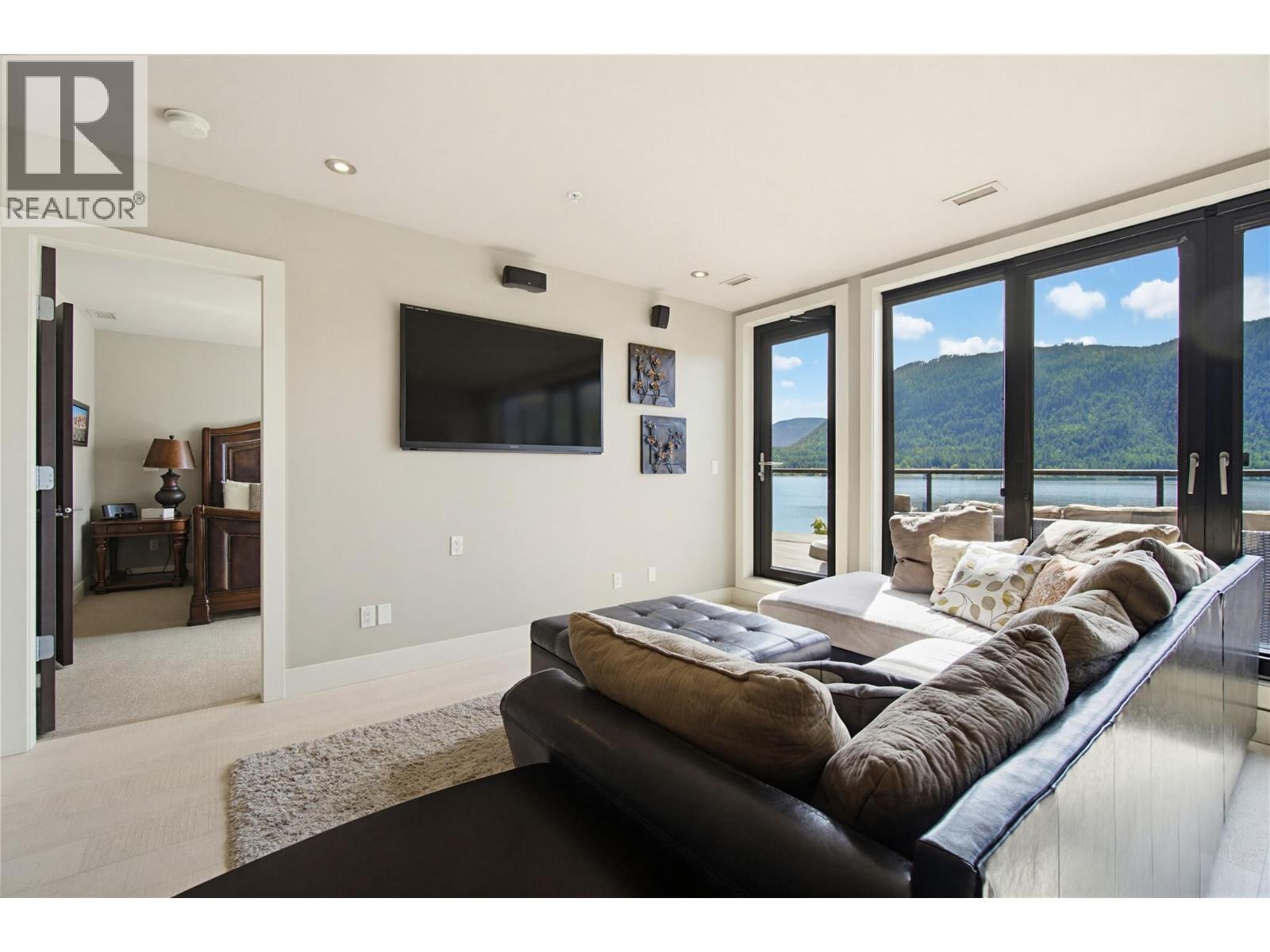 326 Mara Lake Lane Unit# 404, Sicamous, British Columbia  V0E 2V1 - Photo 11 - 10387473