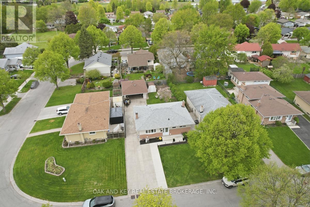 53 Alayne Crescent, London South, Ontario  N6E 2A2 - Photo 2 - X13148202