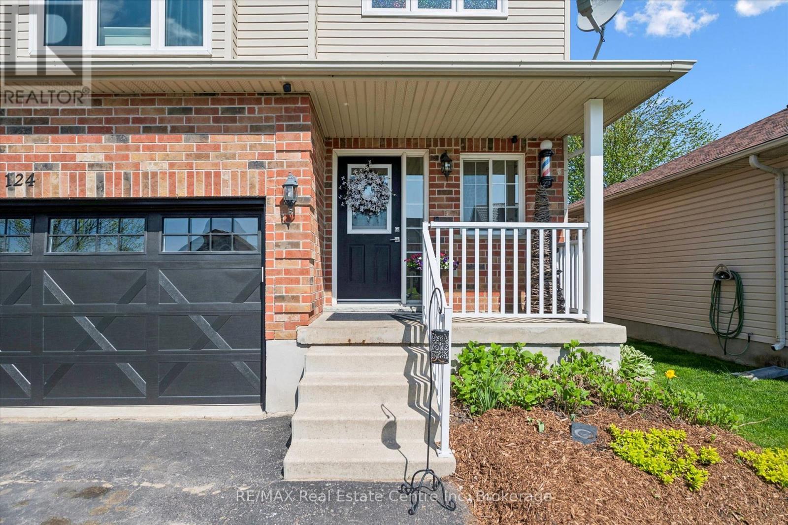 124 Gibbons Drive, Centre Wellington, Ontario  N1M 3W2 - Photo 5 - X13148334