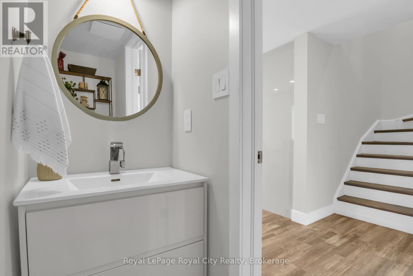 155 Stephanie Drive, Guelph, Ontario  N1K 1X7 - Photo 8 - X13148340
