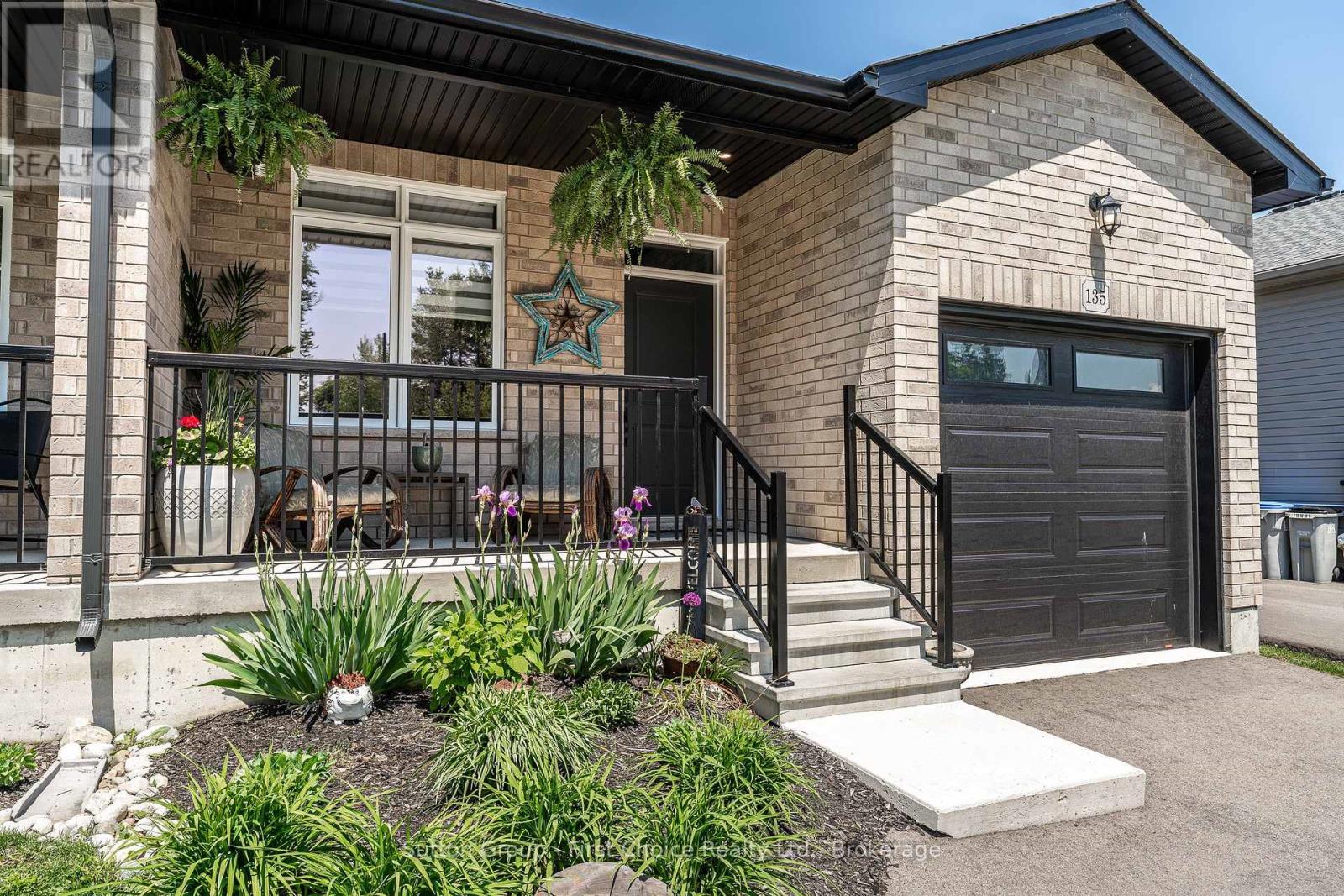 135 EGAN AVENUE, St. Marys, Ontario