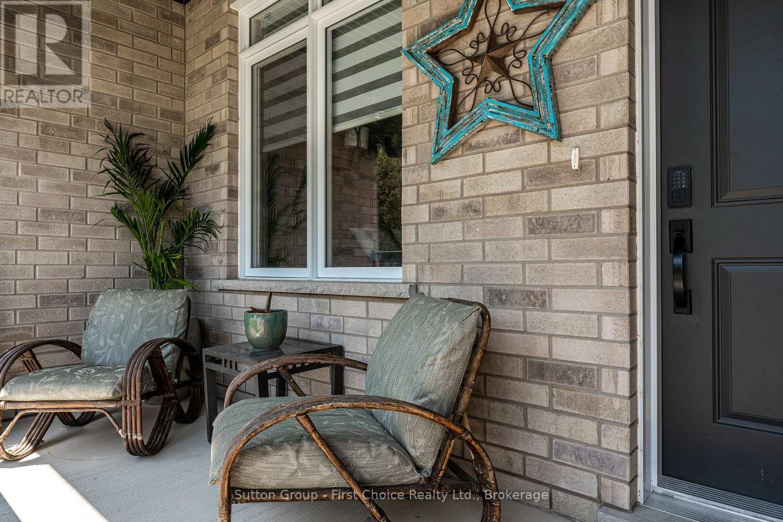 135 Egan Avenue, St. Marys, Ontario  N4X 0C4 - Photo 2 - X13148480