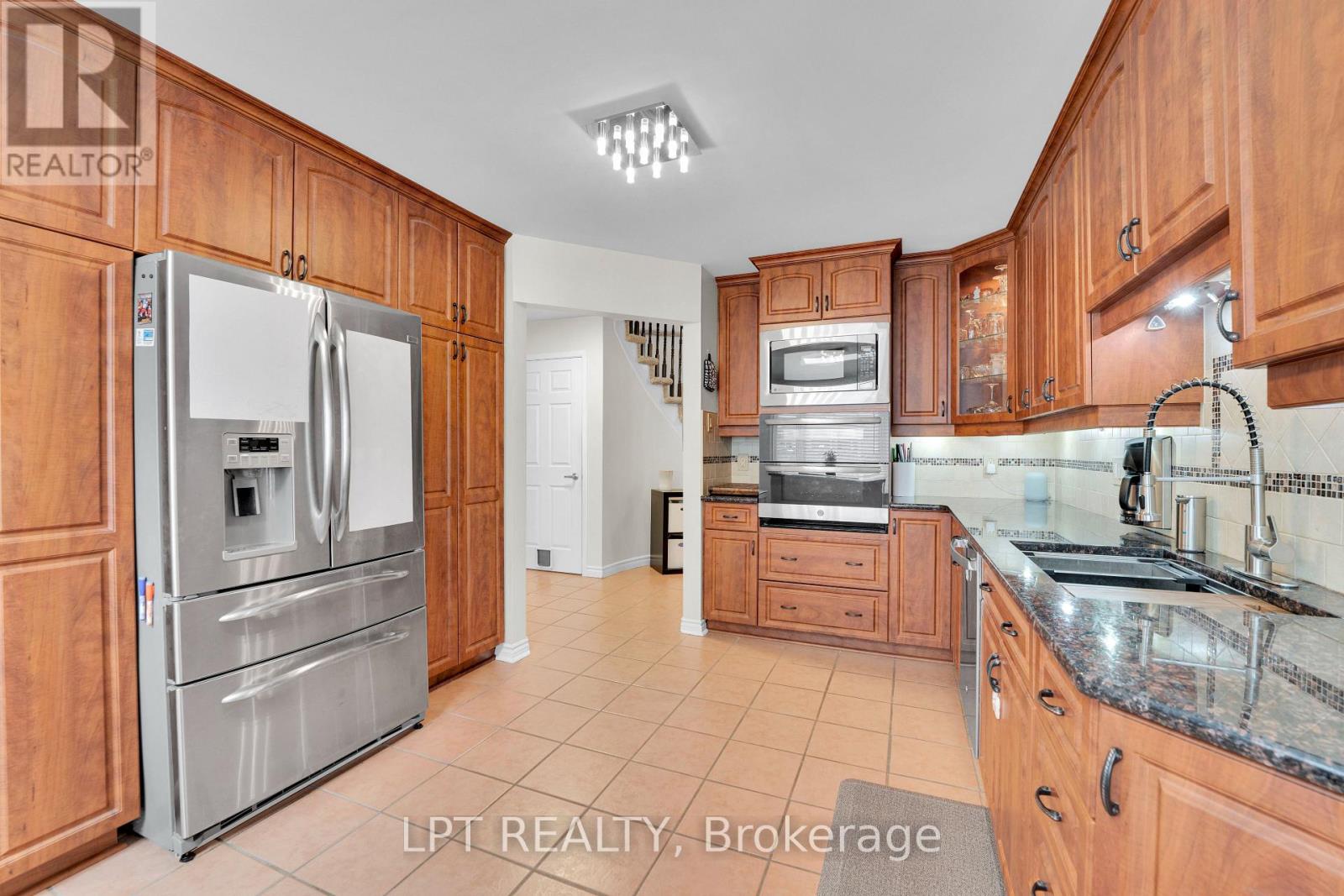 804 Hauteview Drive, Ottawa, Ontario  K4A 2M1 - Photo 8 - X13148356