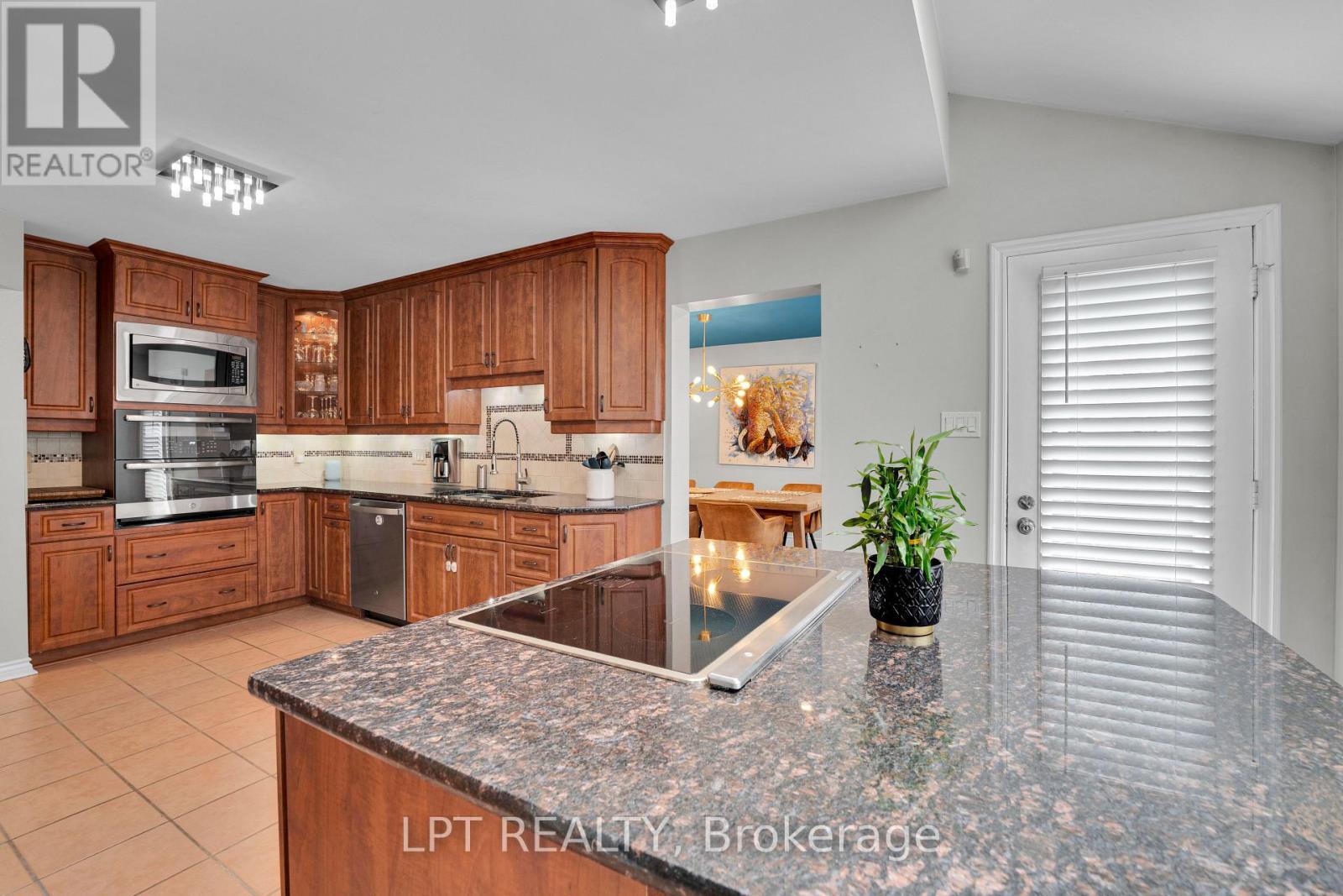 804 Hauteview Drive, Ottawa, Ontario  K4A 2M1 - Photo 9 - X13148356