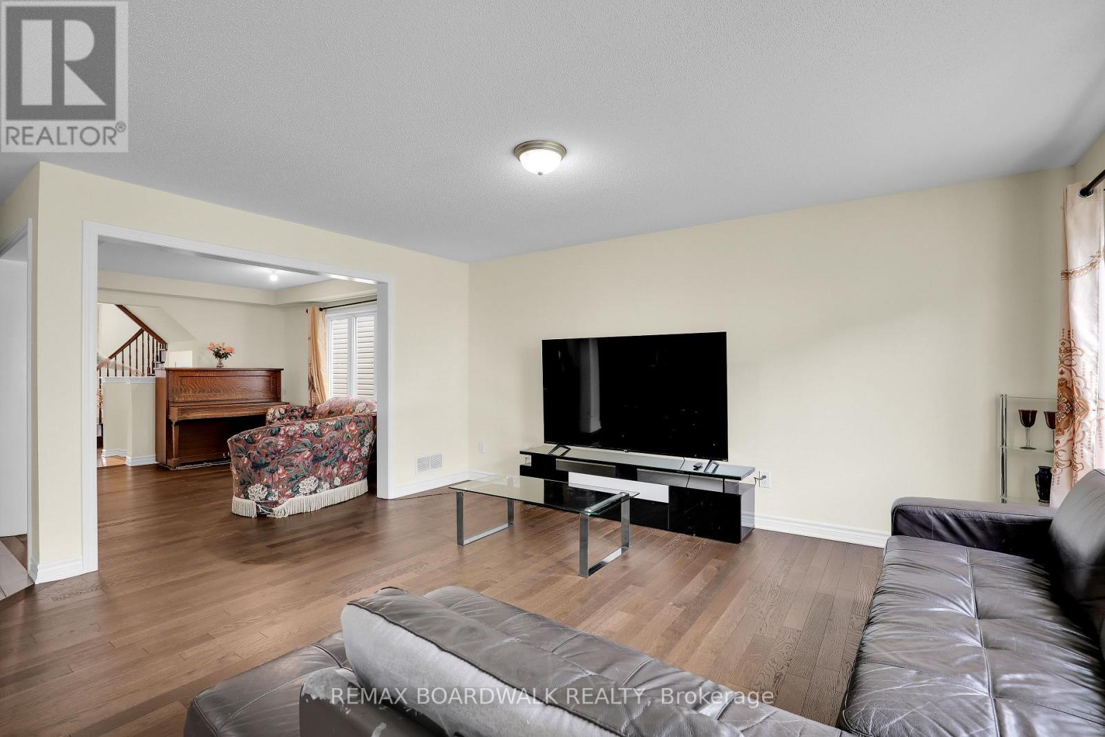340 Sweetclover Way, Ottawa, Ontario K4A 1E6 - Photo 11 - X13148506