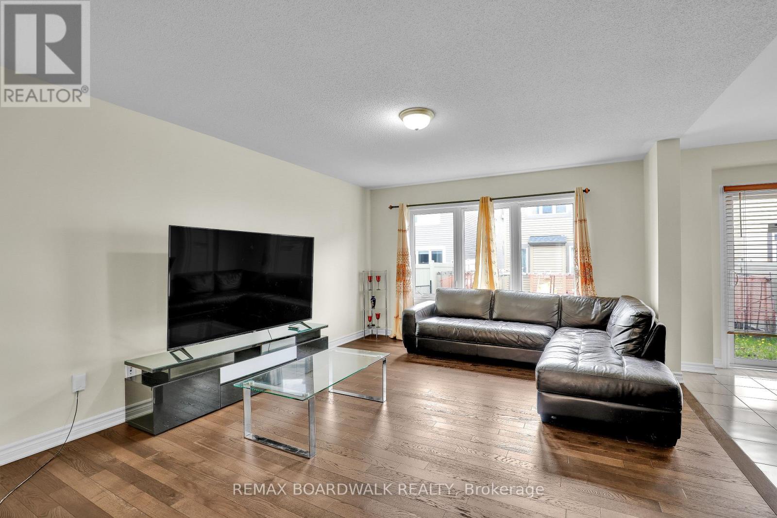 340 Sweetclover Way, Ottawa, Ontario K4A 1E6 - Photo 12 - X13148506