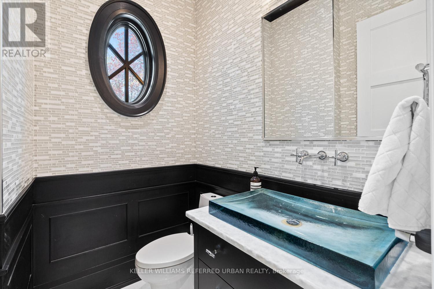45 Norden Crescent, Toronto, Ontario M3B 1B7 - Photo 18 - C13132668