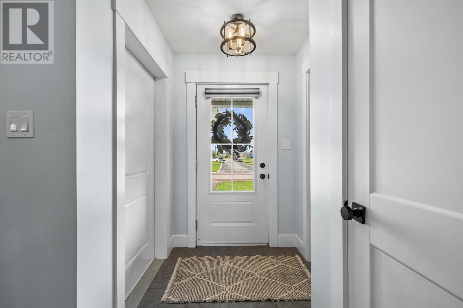 57 Essex Crescent, Charlottetown, Prince Edward Island  C1E 0G9 - Photo 4 - 202611446